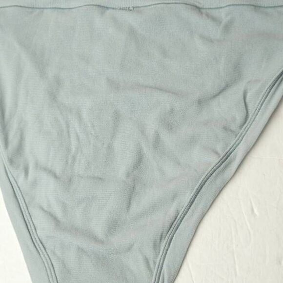 COPY - SKIMS SUMMER MESH PANTY NWT - Picture 10 of 10